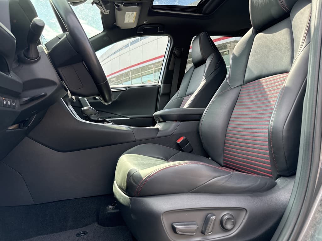 Toyota RAV4 Plug-In Hybrid 2024 — photo 14