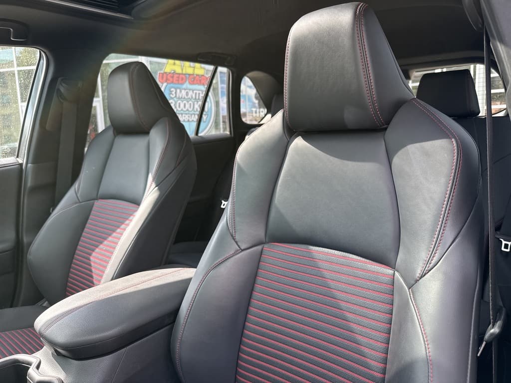 Toyota RAV4 Plug-In Hybrid 2024 — photo 15