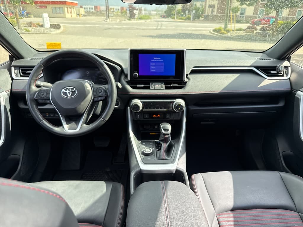 Toyota RAV4 Plug-In Hybrid 2024 — photo 16