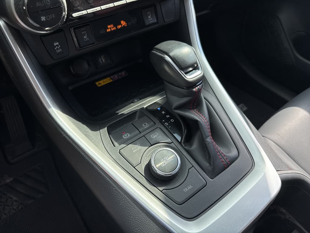 Toyota RAV4 Plug-In Hybrid 2024 — photo 25