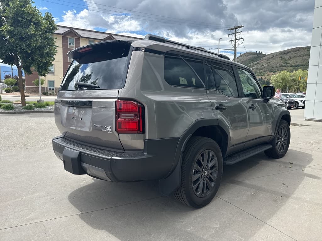 Toyota Land Cruiser 2025 — photo 6