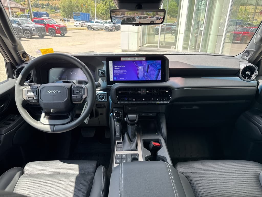 Toyota Land Cruiser 2025 — photo 12