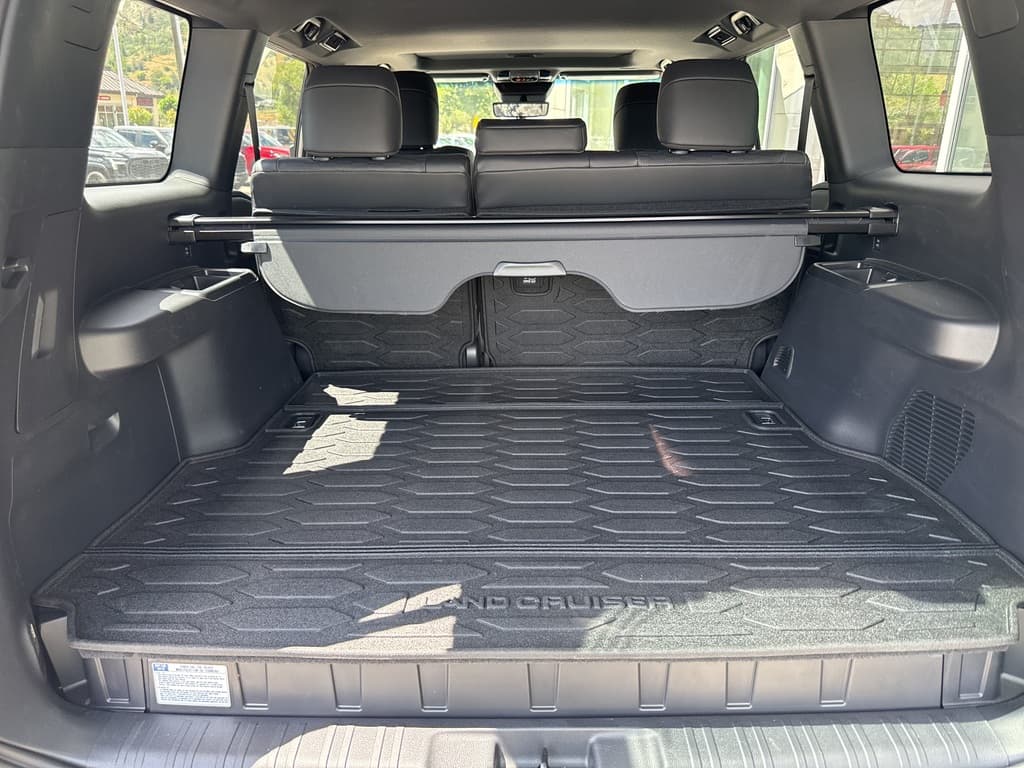Toyota Land Cruiser 2025 — photo 16