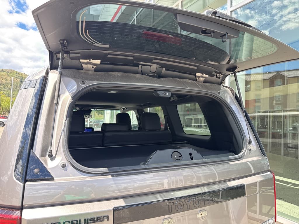 Toyota Land Cruiser 2025 — photo 19