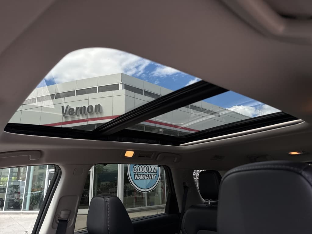 Nissan Pathfinder 2024 — photo 14
