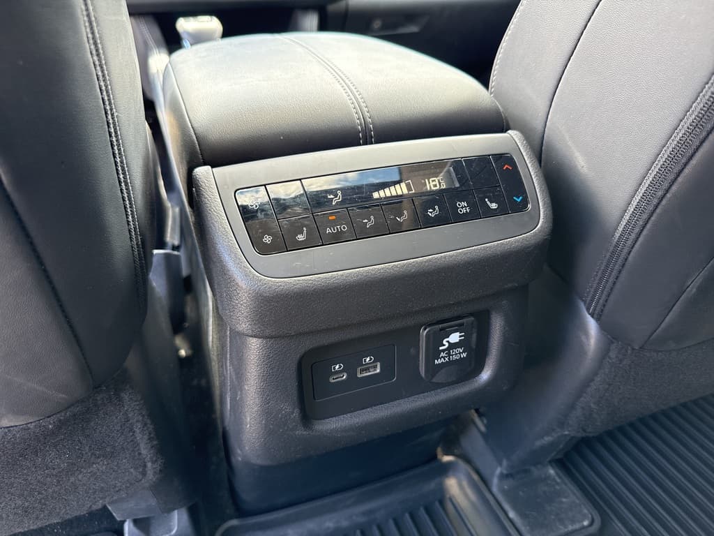Nissan Pathfinder 2024 — photo 22