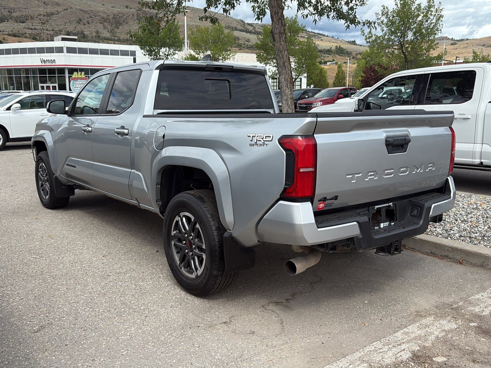 Toyota Tacoma 4X4 2024 — photo 3