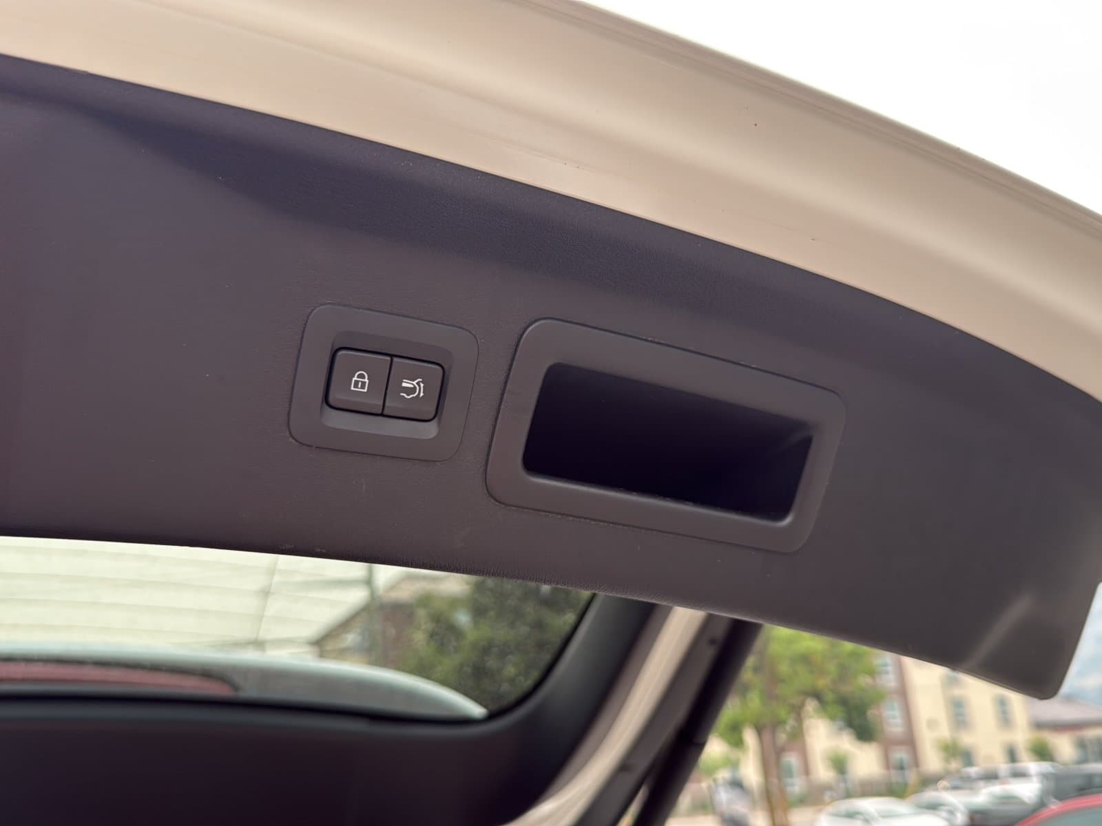 Mazda CX-90 MHEV 2024 — photo 8