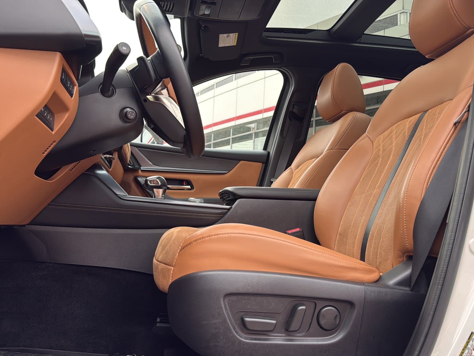 Mazda CX-90 MHEV 2024 — photo 16