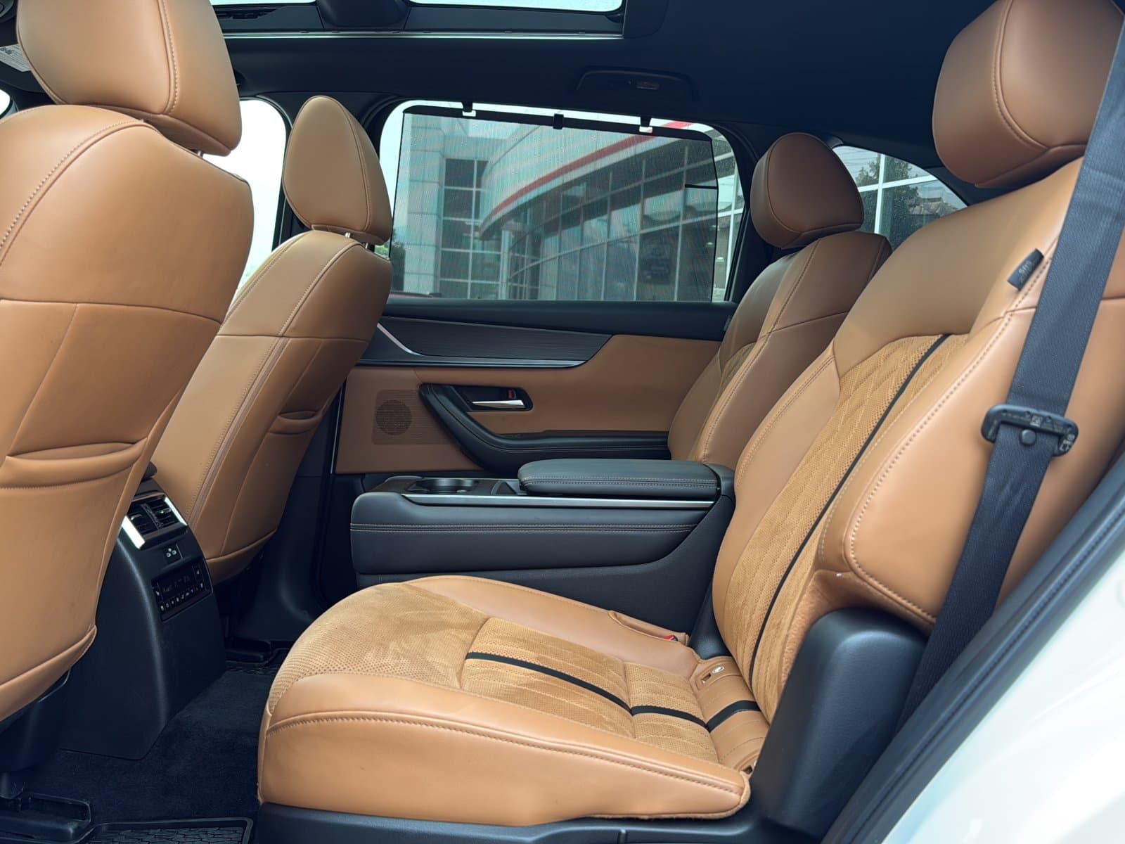 Mazda CX-90 MHEV 2024 — photo 18
