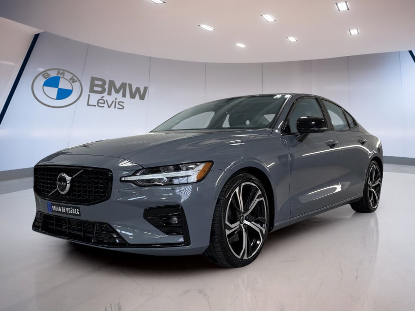 Volvo S60 2023 à vendre à Desjardins