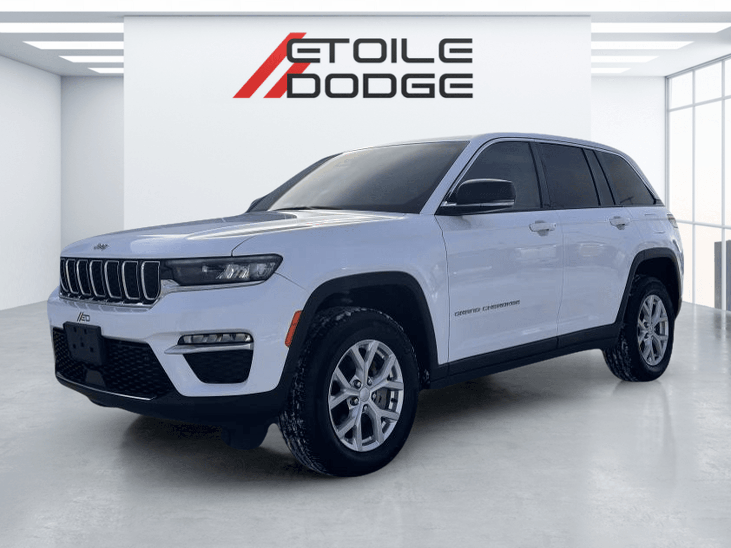Jeep Grand Cherokee 2023 à vendre à Jonquière