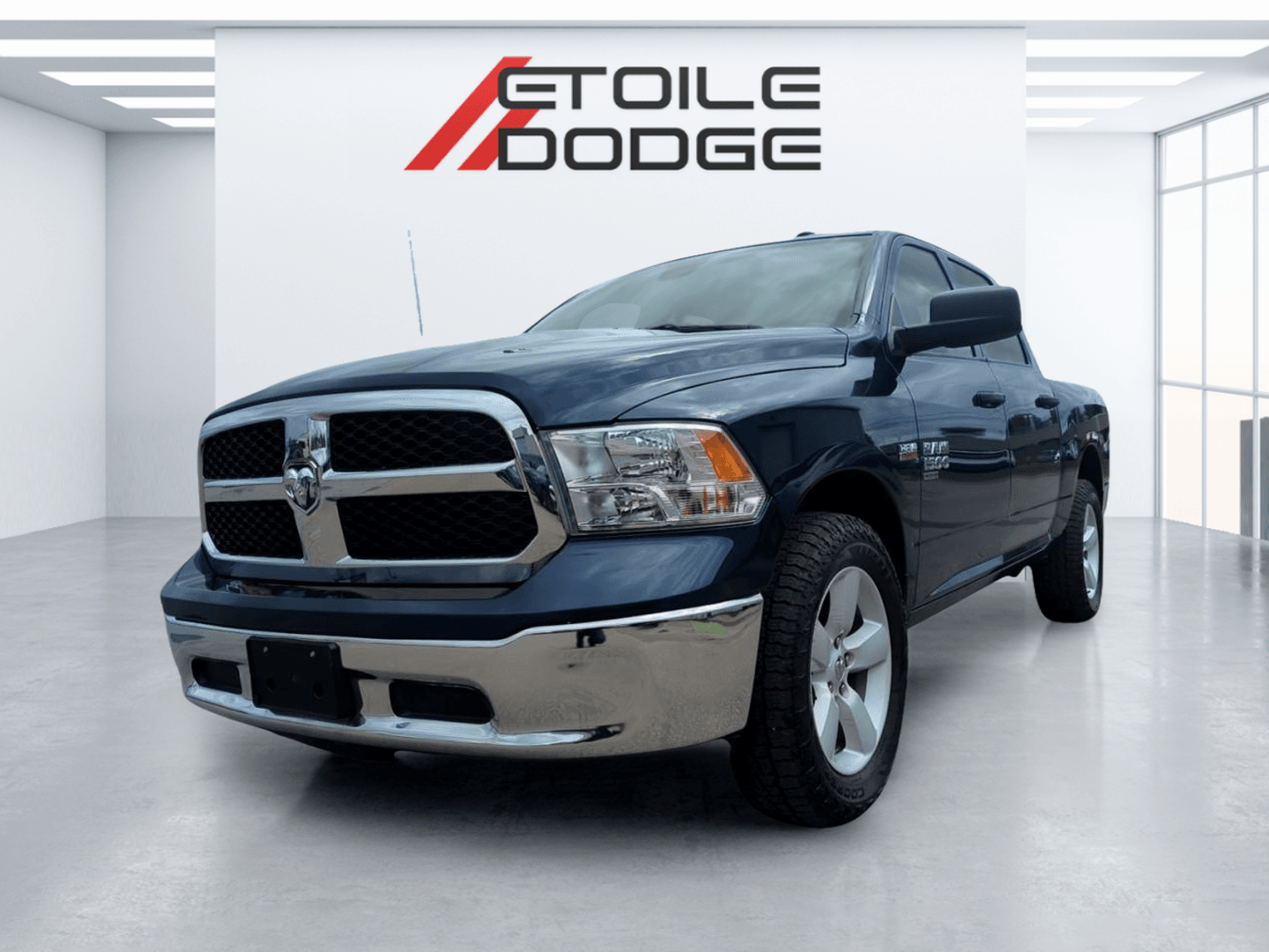 RAM 1500 Classic 2023 à vendre à Jonquière