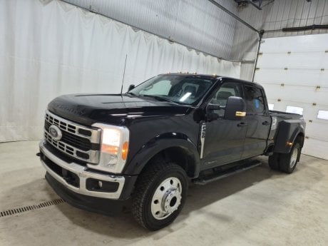 Ford Super Duty F-450 DRW 2023 Agate Black Metallic à vendre à Medicine Hat